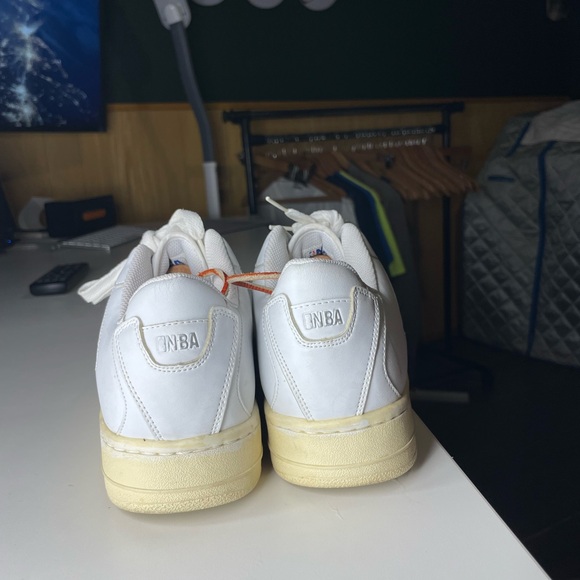 vintage white NBA low-top sneakers Rare main image 8